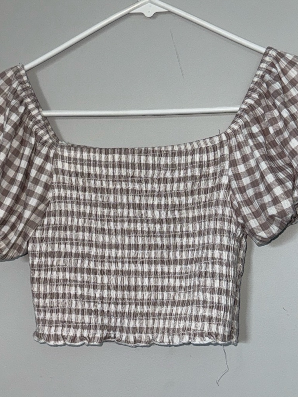 Smocked Off-Shoulder Gingham Crop Top - Brown/White